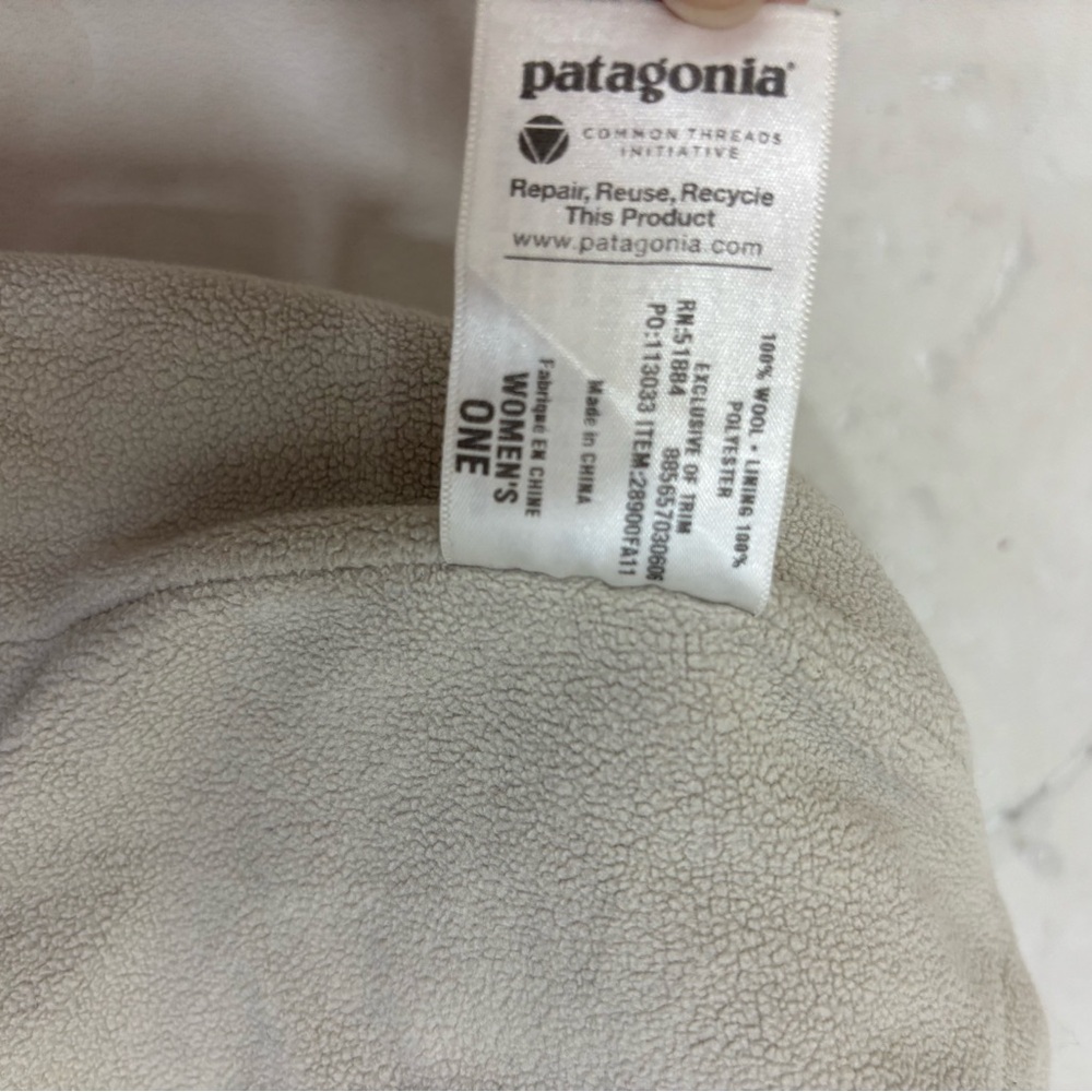 Vintage PATAGONIA Women’s Beanie Winter HAT One Size XS/S - Picture 3 of 3